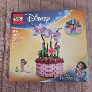 Disneys ENCANTO 641 Piece Lego Set